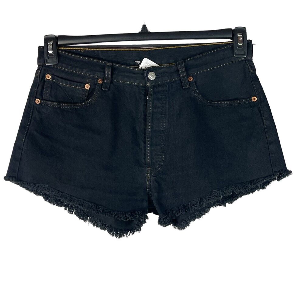 Urban Renewal Levi’s Large Jean Shorts Recycled Button-Fly High-Rise Frayed Hems
